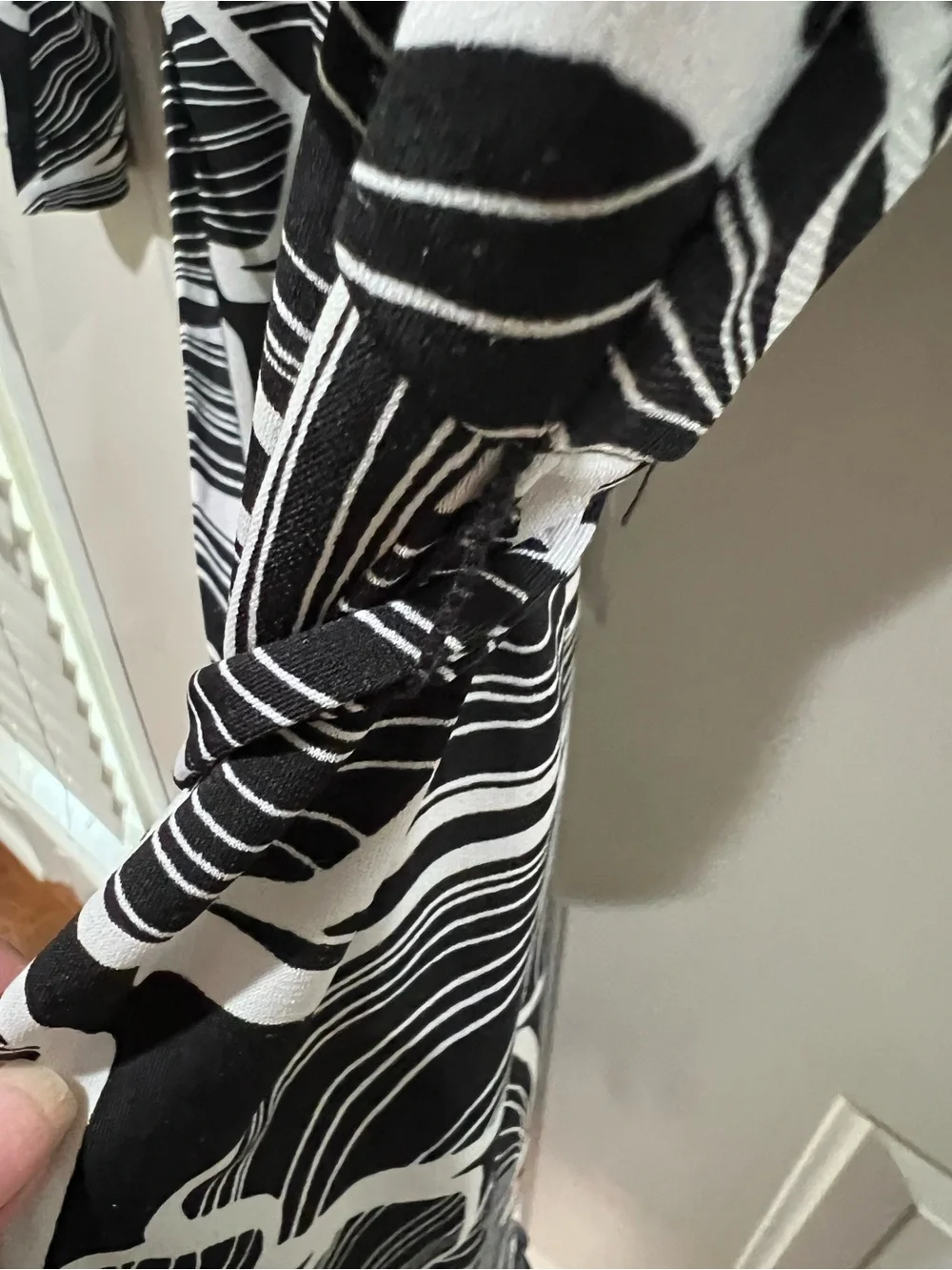 Chico's Black and White Floral Twist-Waist Wrap Dress